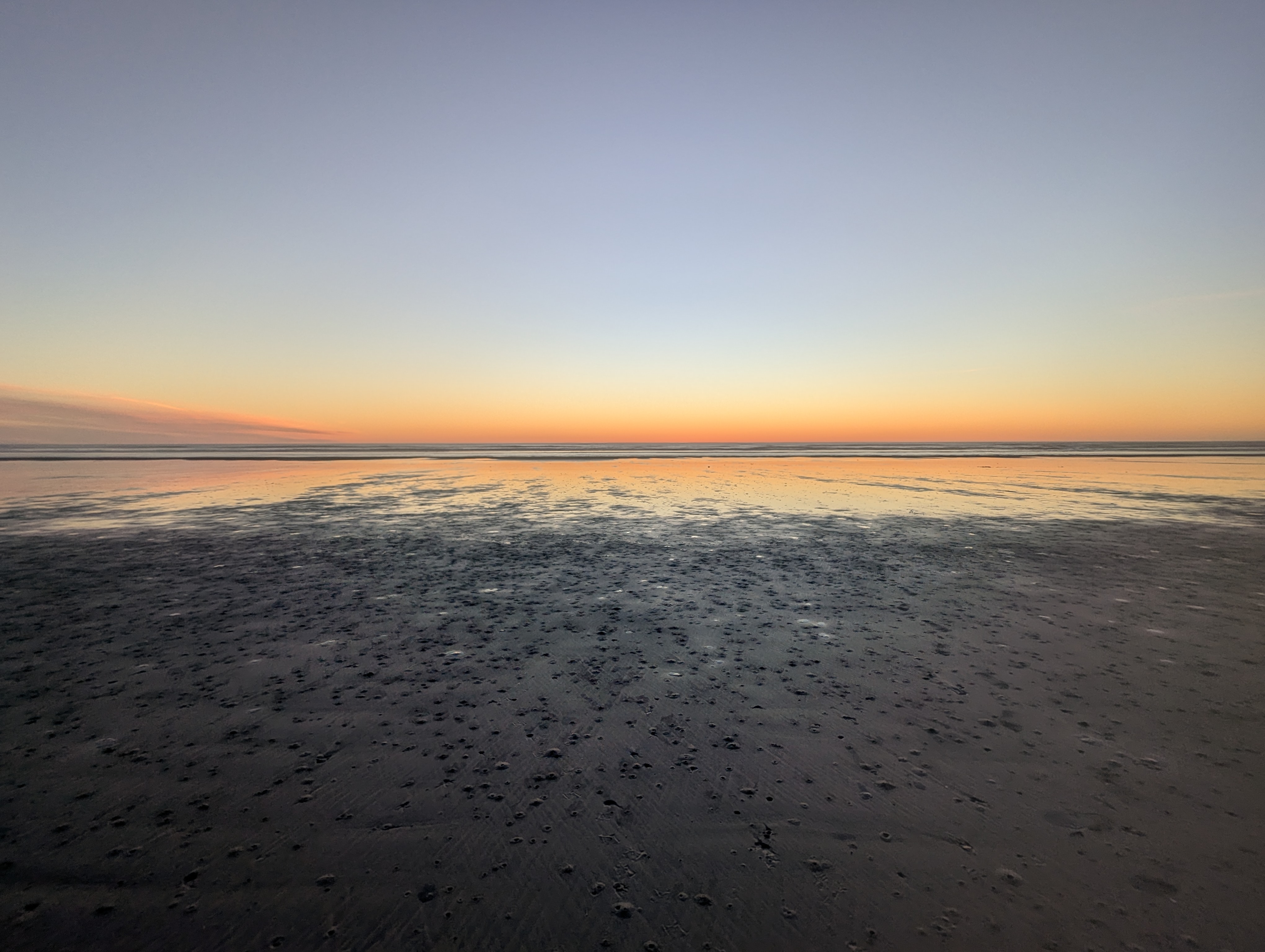 PXL 20260302 021241407LONG EXPOSURE 01COVER