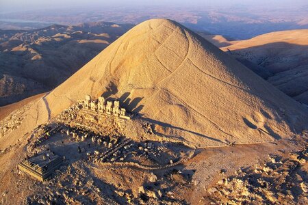 Tour photos mount nemrut aerial 1500x1000 1505529758